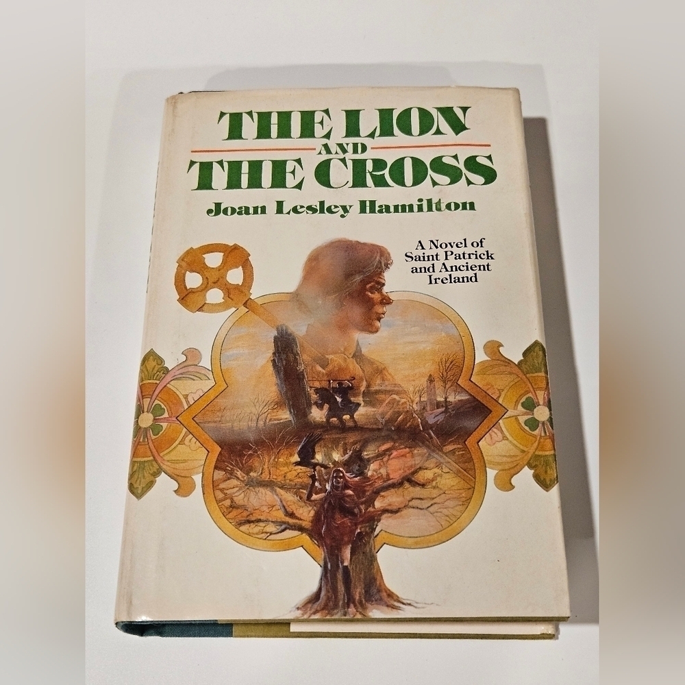 THE LION AND THE CROSS Joan Lesley Hamilton First Edition 1979 HC/DJ